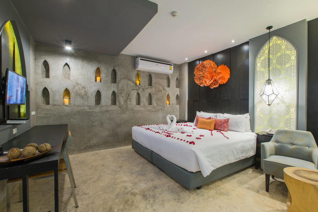 Patong Signature Boutique Hotel