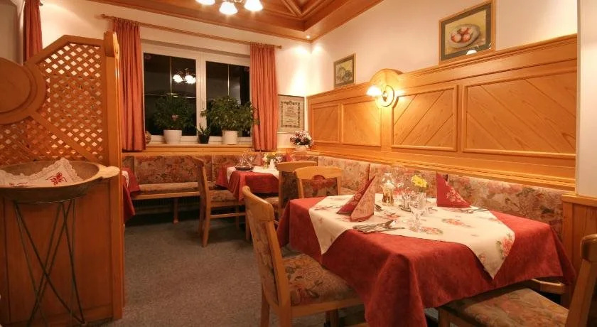 Hotel Alpenrose
