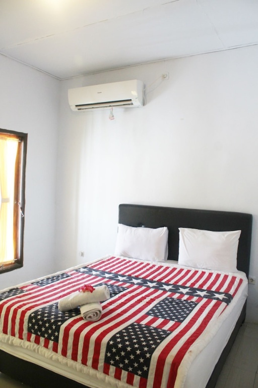 Road Hill Bungalow