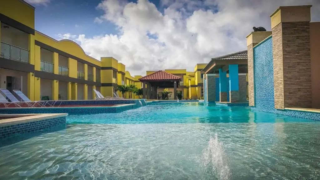 Affordable Family Apartment Only 350 Yards From Eagle Beach