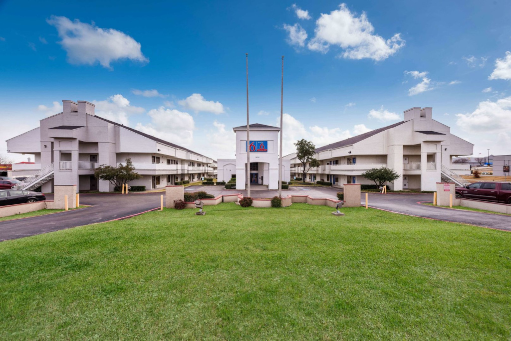 Motel 6-Irving, TX - Irving DFW Airport East