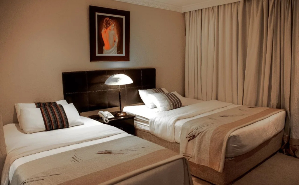 Zawadi House Lodge