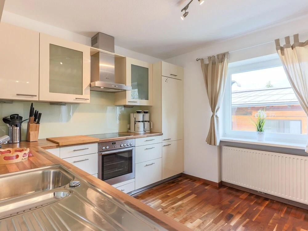 Comfortable Chalet in Ellmau Near Ski Slopes
