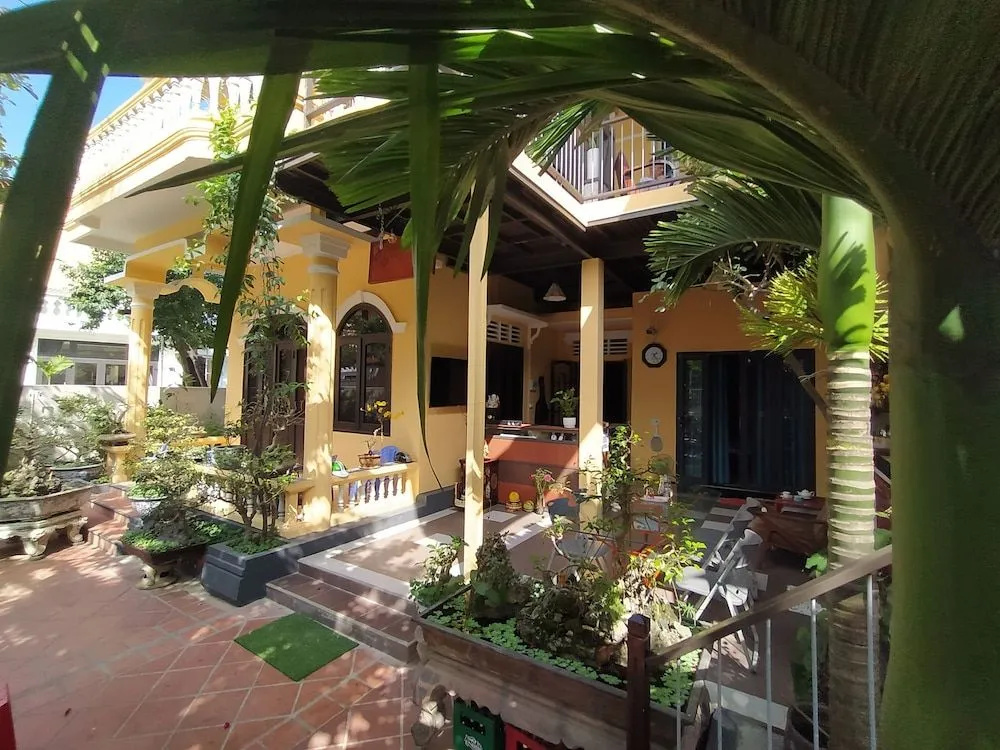 Q' Homestay Garden Villa