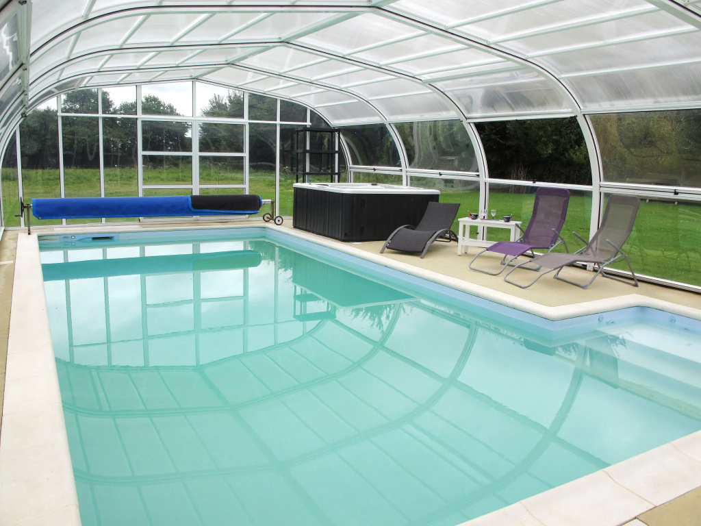 Holiday Home La Piscine - LEN400