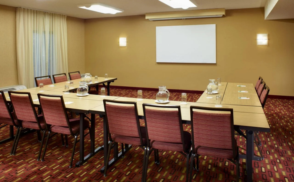 Courtyard by Marriott Columbus Dublin