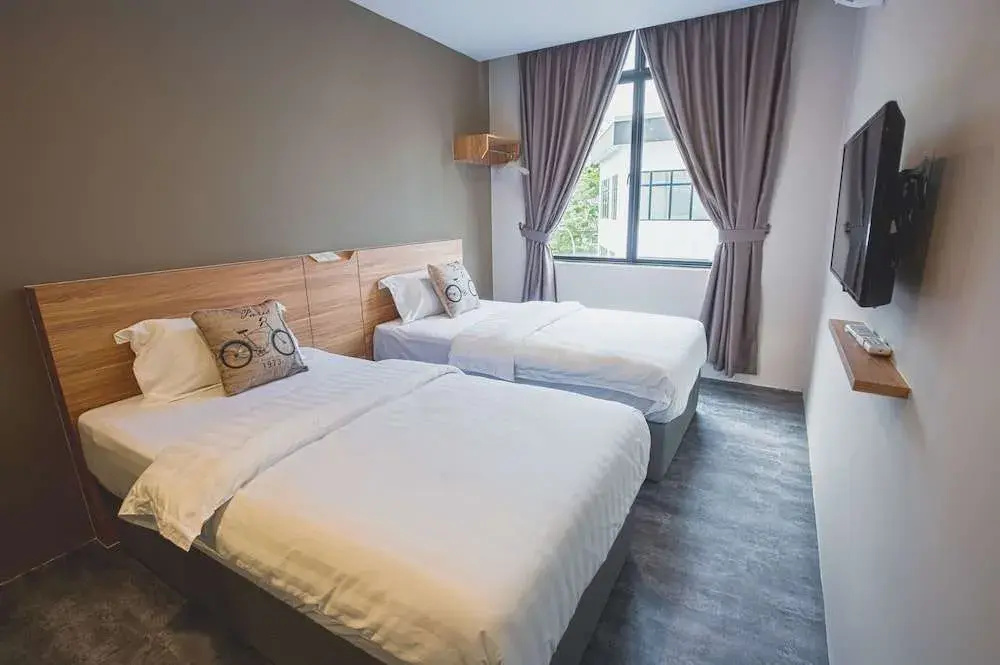 V3 Hotel & Residence Seri Alam