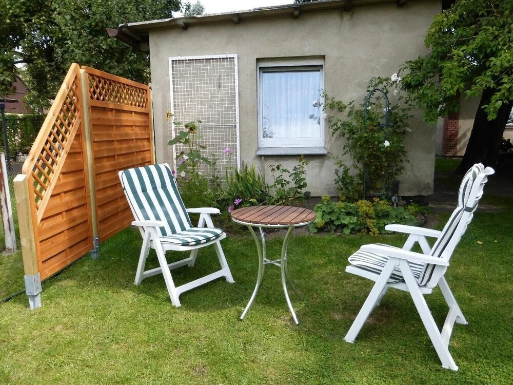 Ferien-apartment mit Gartenblick
