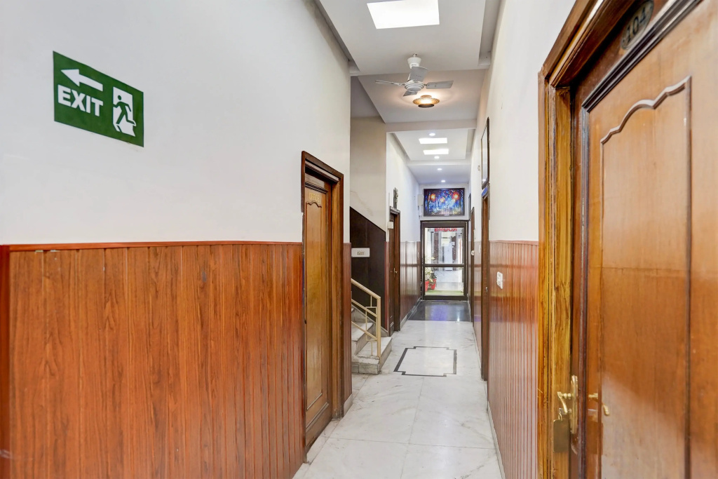 Super Hotel O Krishna Nagar Chowk Near ONGC