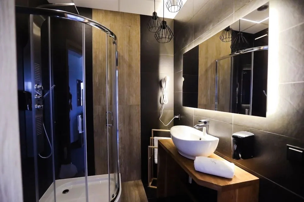Natural Hotel przy plaży-Ostróda-basen na III kondygnacji