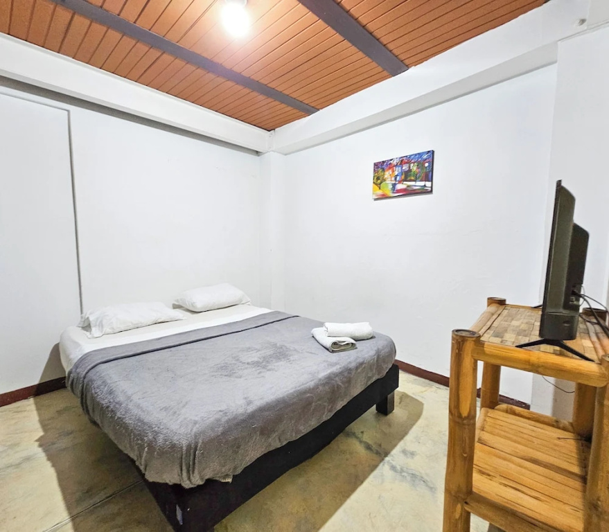 La Mercedes Lite Hostal By MH