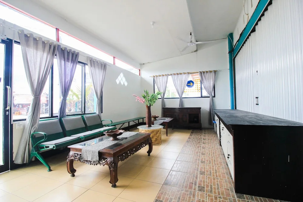 SPOT ON 2252 Ranira Homestay