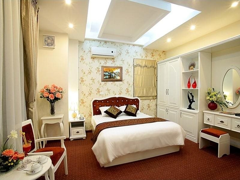 Lavish Centre Hotel