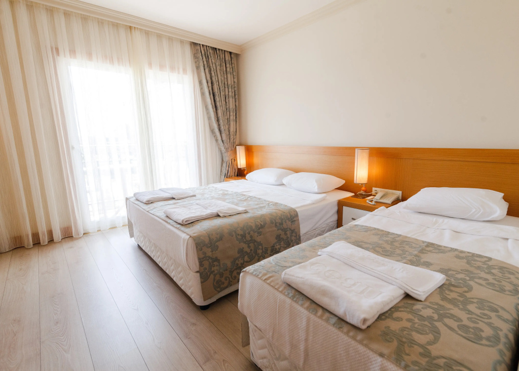 L'Oceanica Beach Resort
