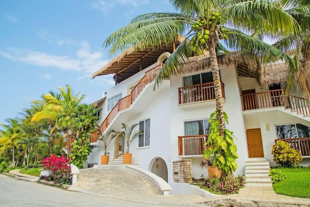 Las Villas Akumal  2B-17 by SkyRun