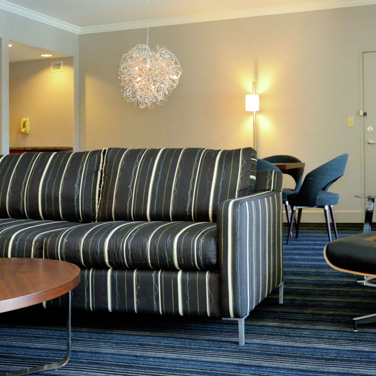 DoubleTree by Hilton Newark-Fremont