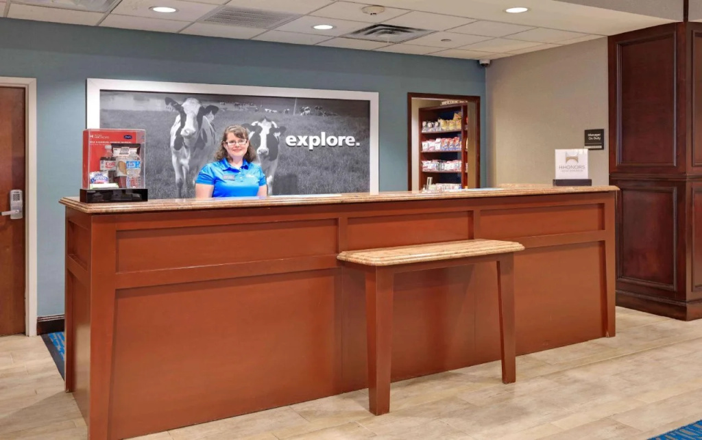 Hampton Inn & Suites Dallas-Arlington-South