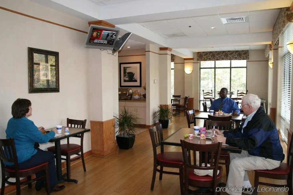 Hampton Inn Charleston-Daniel Island