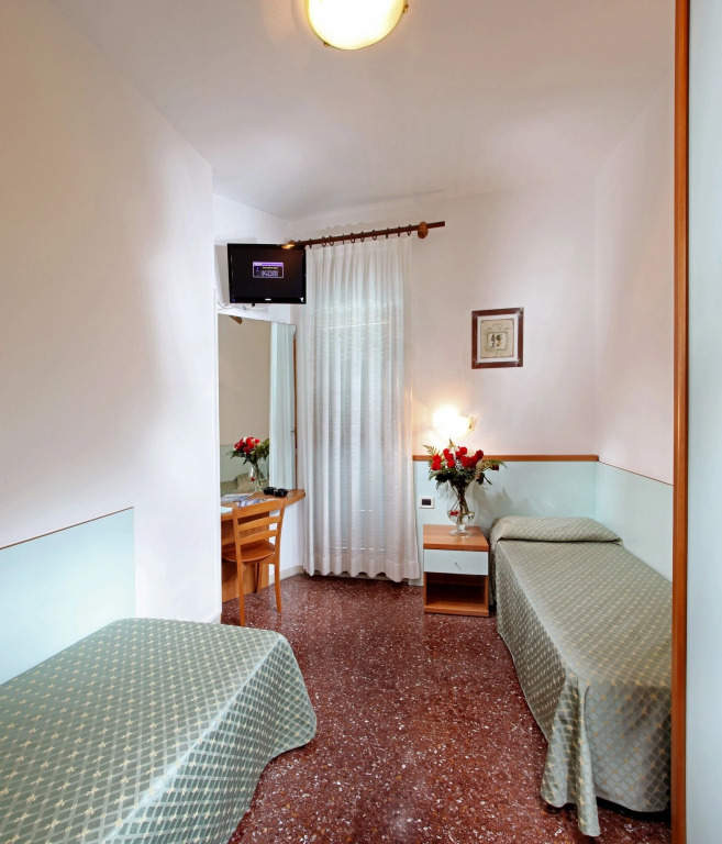Hotel Mediterraneo