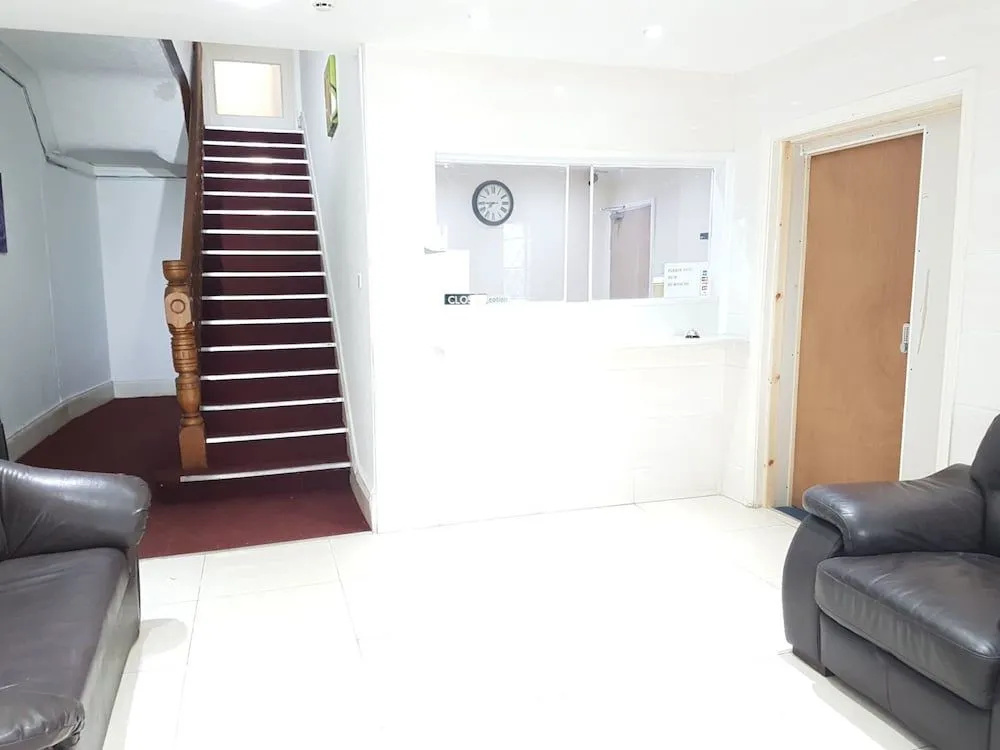 The Mews Inn