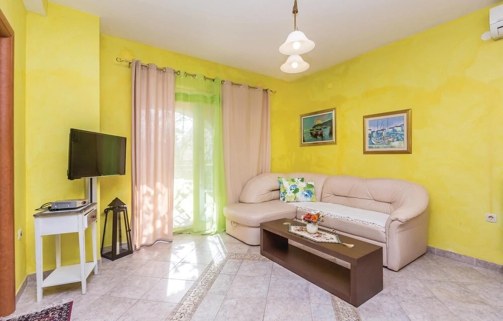 Stunning Home in Cizici With Wifi and 1 Bedrooms