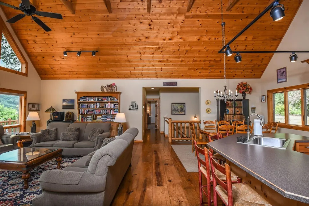 Mountain Perch 4 Bedroom House