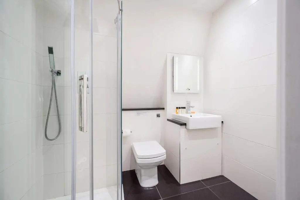 Apartment 5, 48 Bishopsgate by City Living London