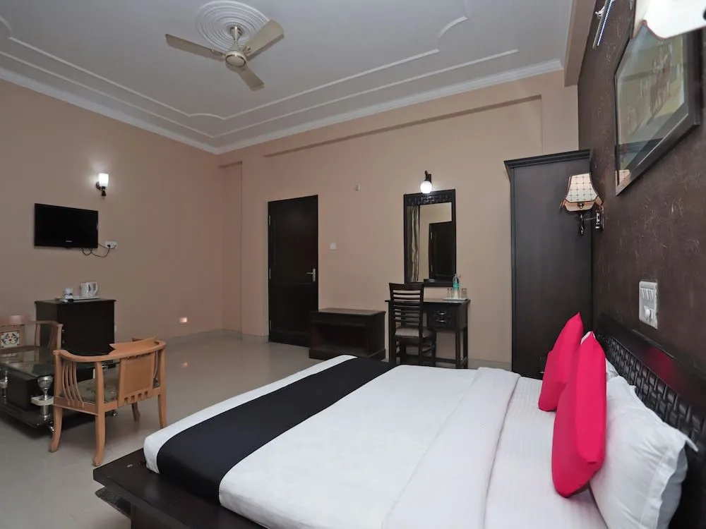 Capital O 40539 Hotel Triputi