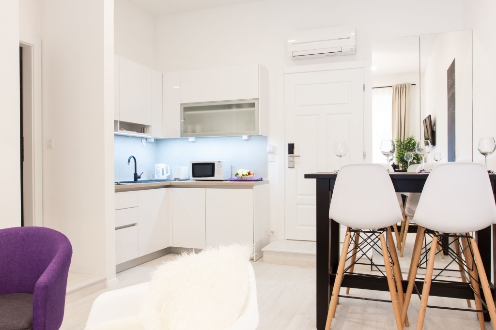 Tesla Boutique Apartments & Rooms