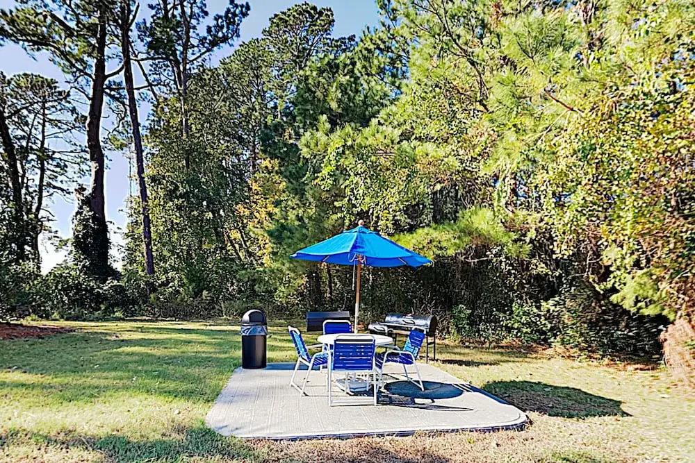 New Listing! Beach Bliss W/ Porch & Pool 3 Bedroom Condo