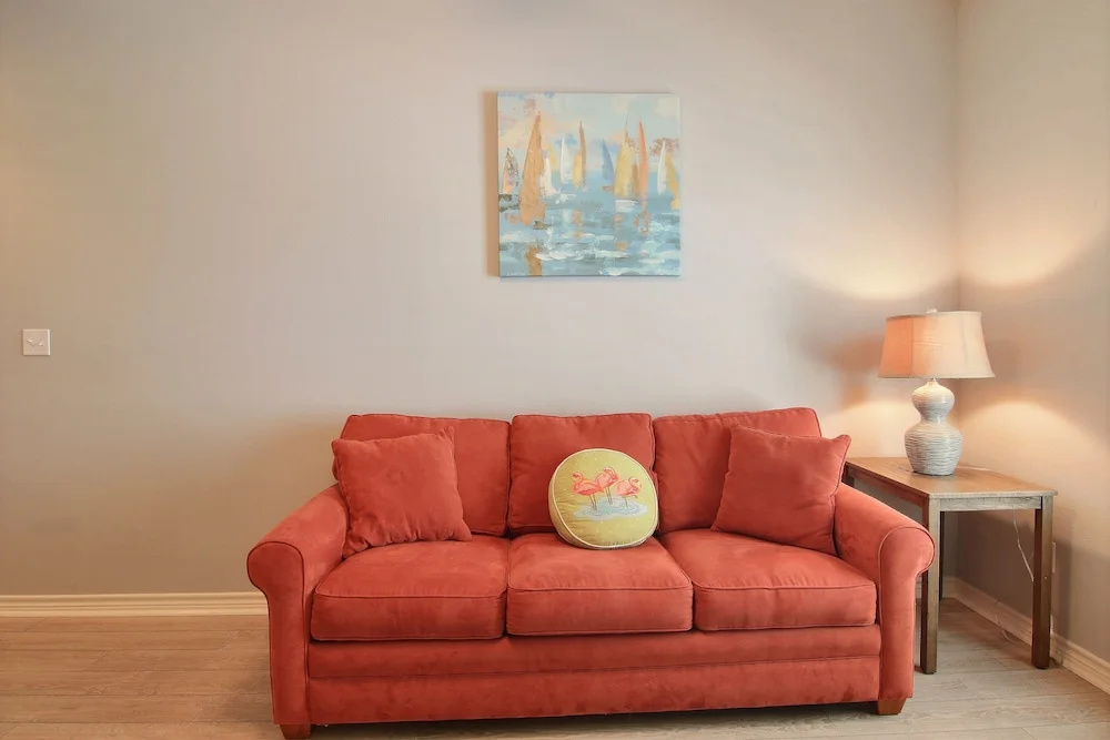 Family Tides Beach House 4 Bedrooms 3 Bathrooms Home