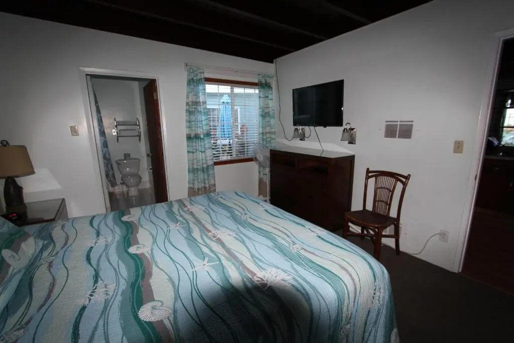 Edgewater Beach Motel