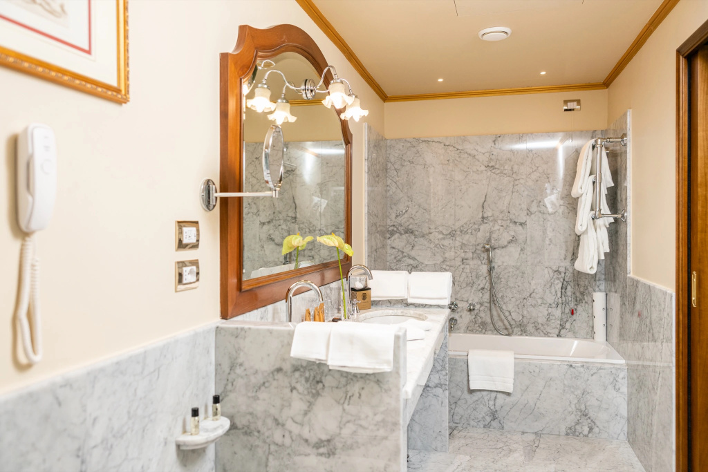 Due Torri Hotel