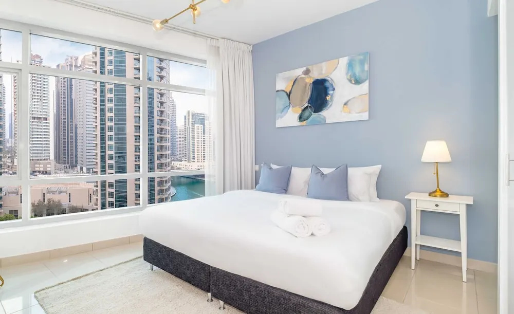 LUX The Park Island Suite View 2