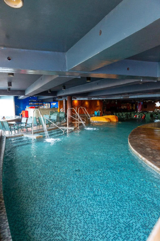 Hotel H2O