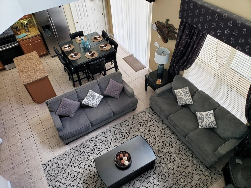 West Facing 6 Bed 5.5 Bath Villa With Private Pool & Spa. Conservation Views