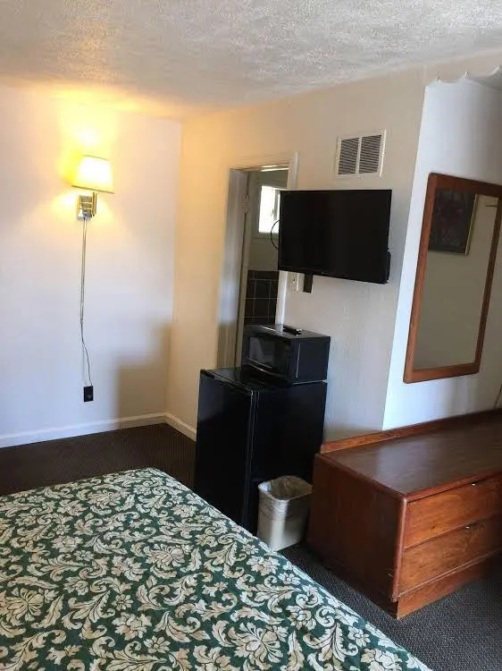 Woodridge Motel