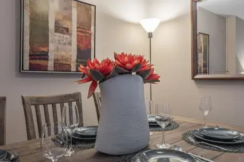 HiGuests - Spacious Apartment Close to Dubai Marina Walk