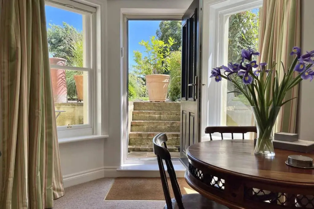 Spacious apartment close to the beach - Lavender Apartment