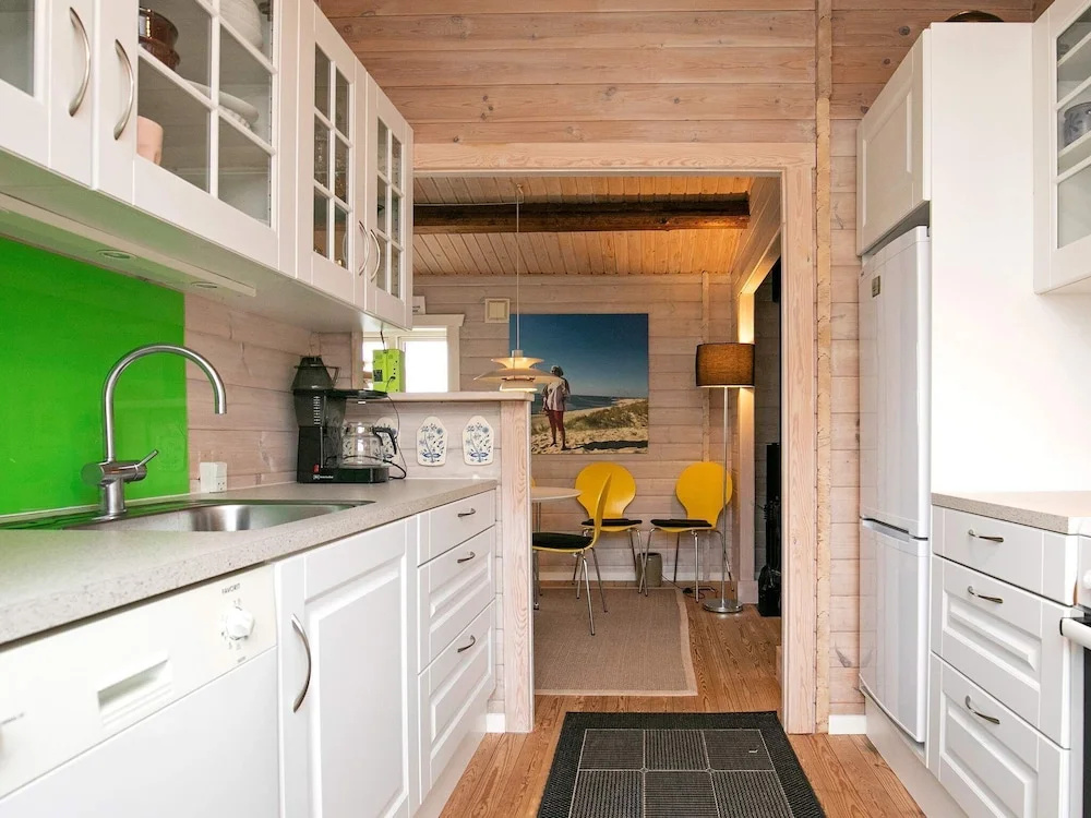 Enthralling Holiday Home in Hvide Sande Near Beach