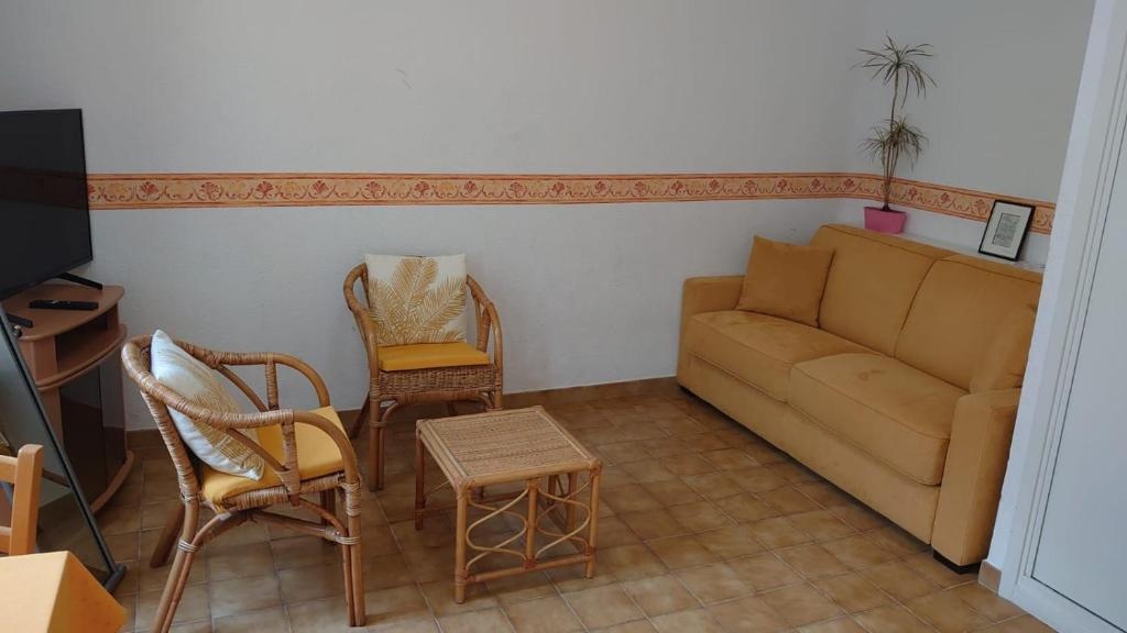 Studio climatisé à proximité des plages et des commerces