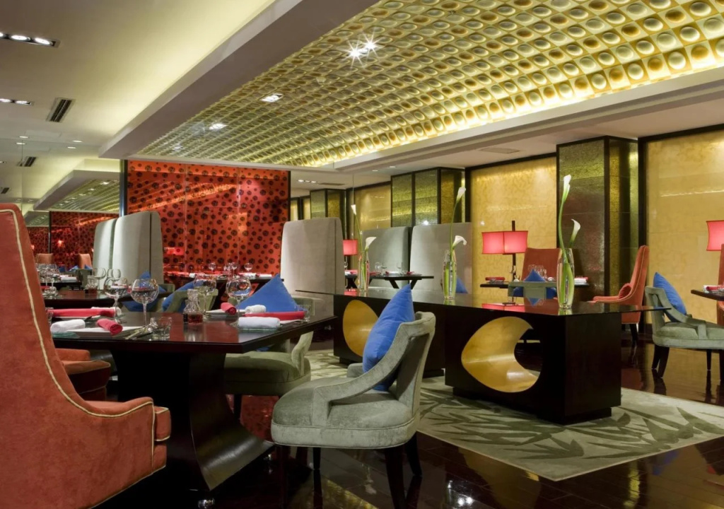 Conrad Urumqi