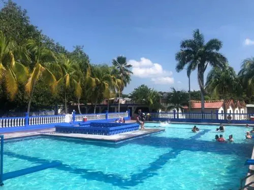 Hotel Zona Tropical