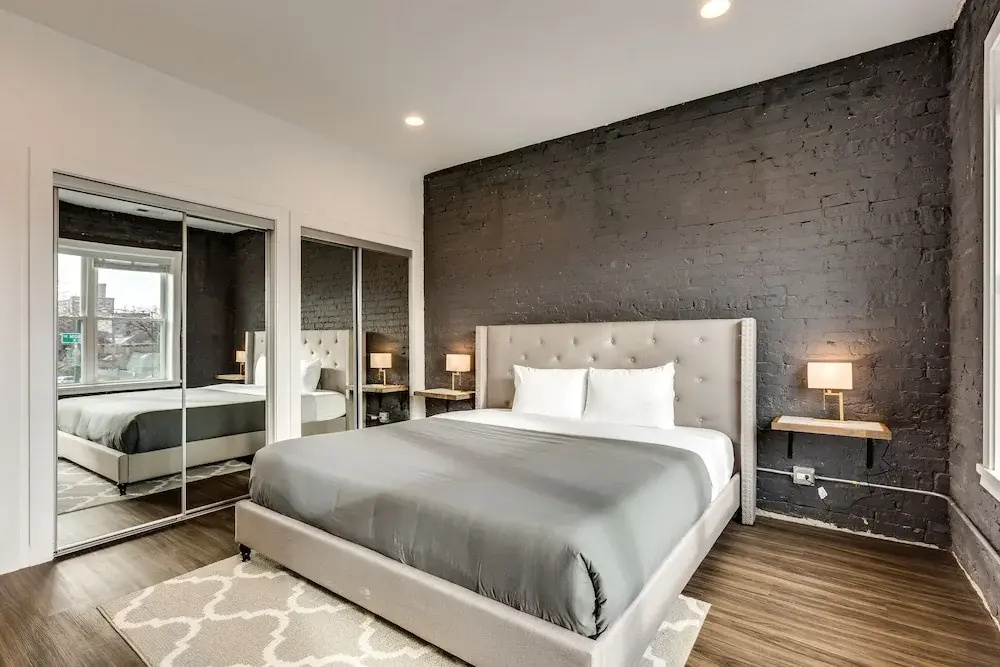 Long Term Rental: 3BR/2BA River West Condo by AllSet Turnover