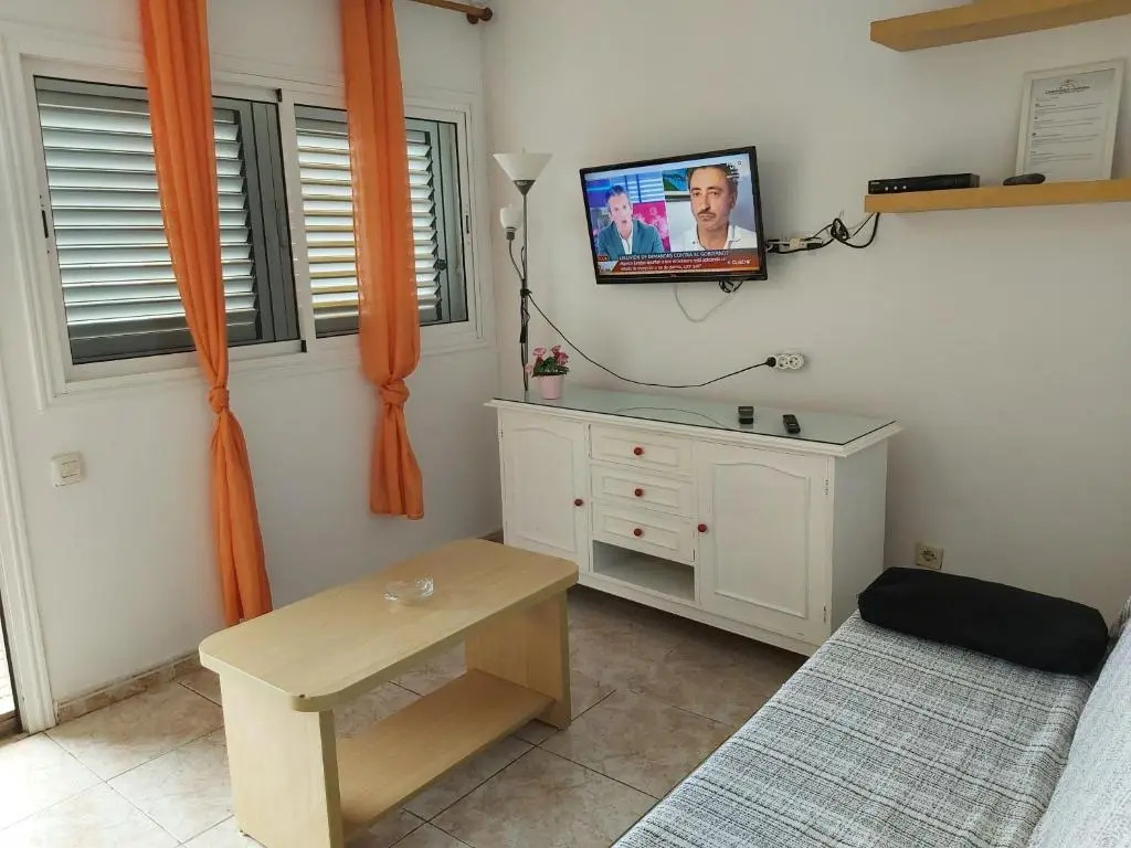Flipper Top Suites