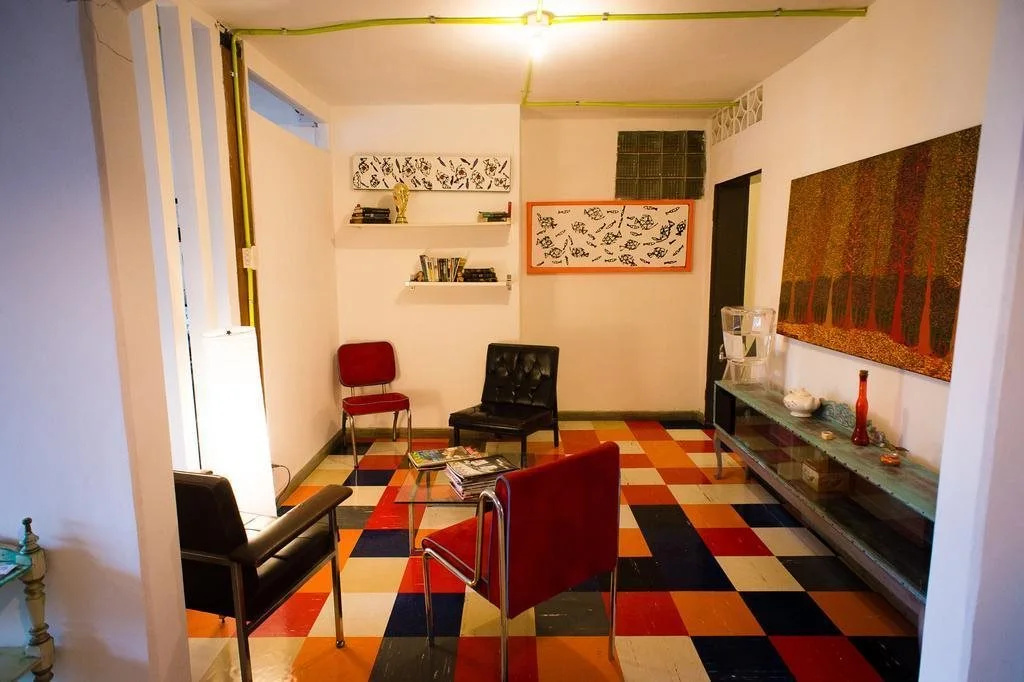 Local House Hostel