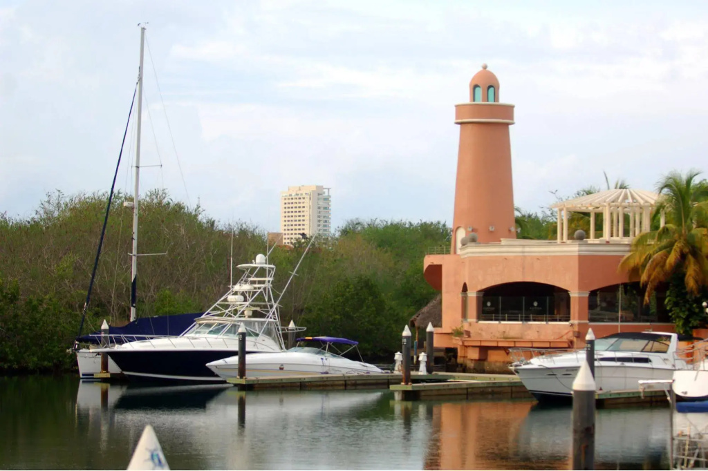 Marina Costa Bonita