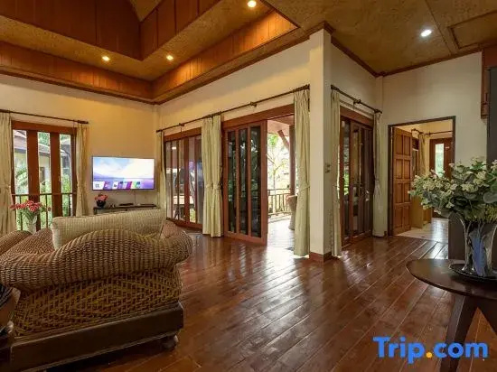 *Kamala 3BR | Pool & Beaches Minutes Away V235