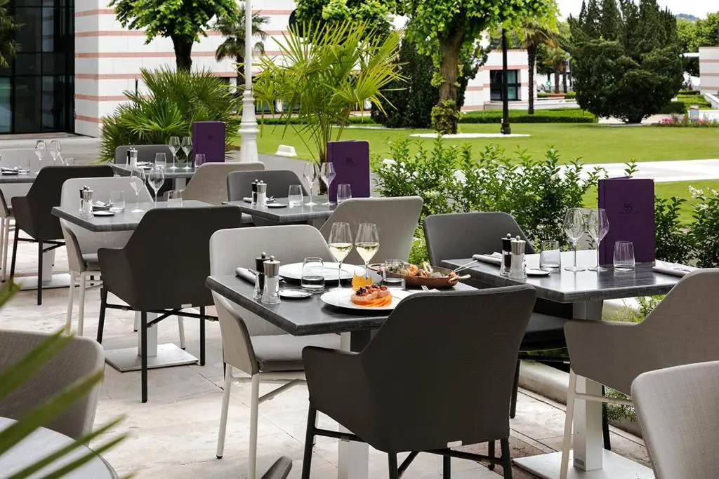 Hôtel Barrière le Grand Hôtel Enghien-les-Bains