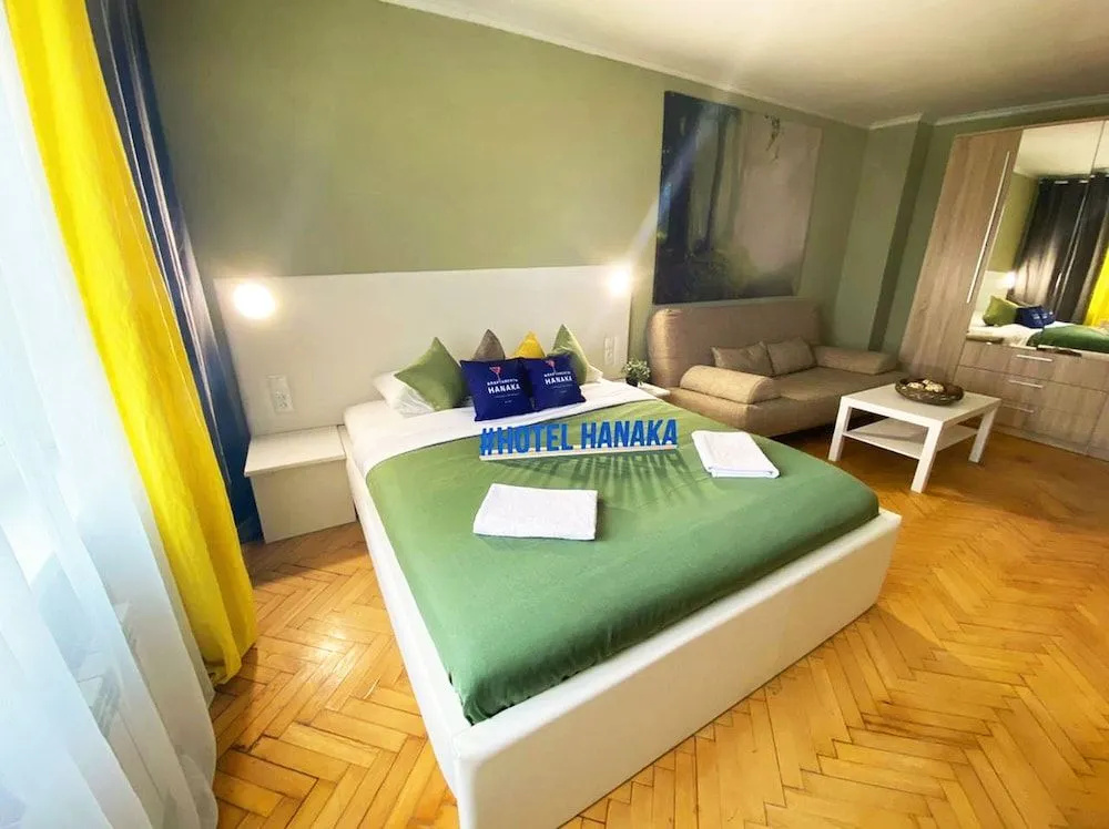 Apartment Hanaka Lenskaya 8k1